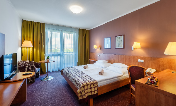 Hunguest Hotel Pelion, Kétágyas szoba (erkélyes)